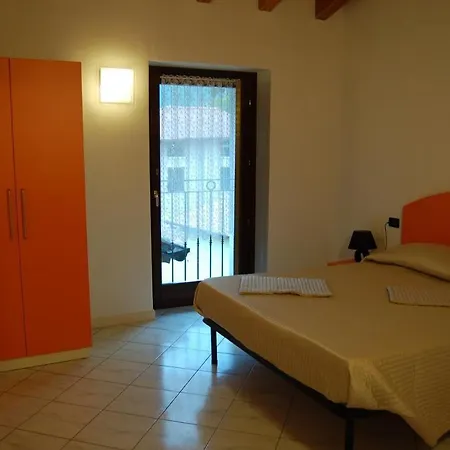 In Rocca Dei Marchesi فندق مبيت وإفطار